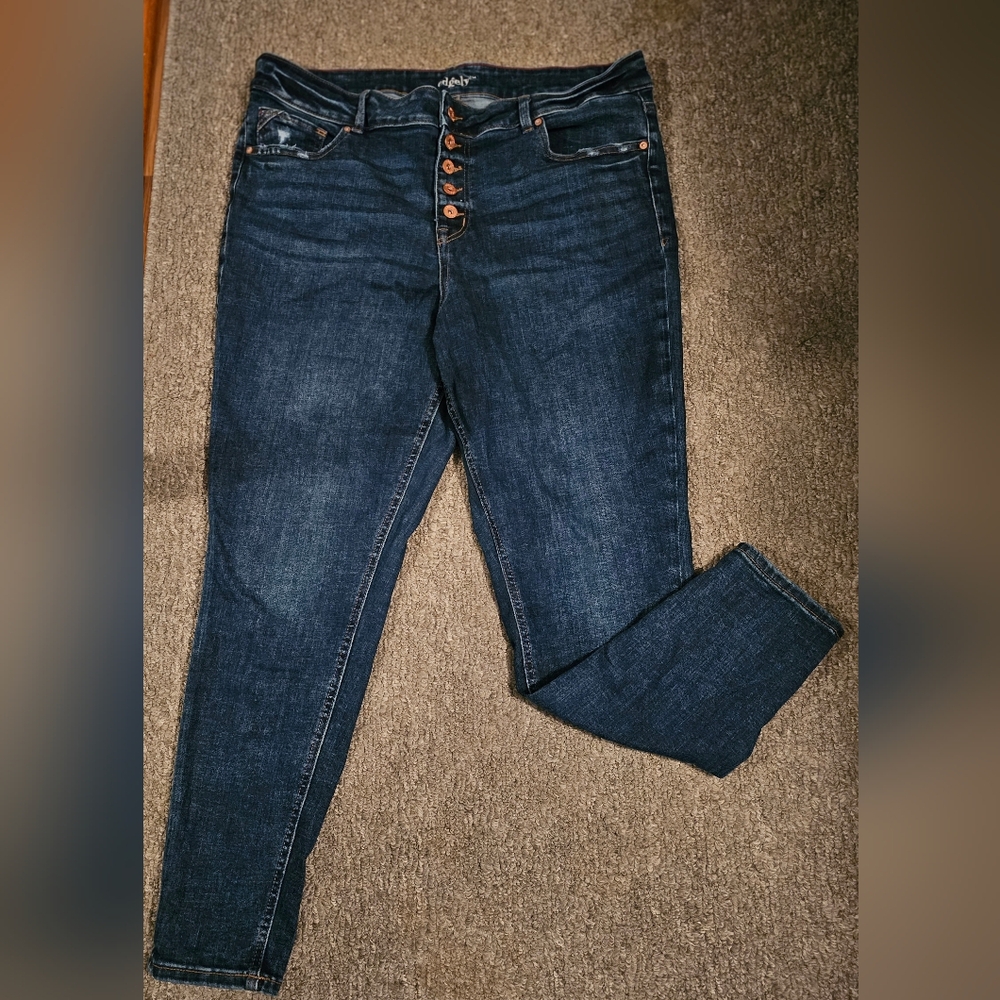 Maurices Edgely Button Fly Skinny Jean
